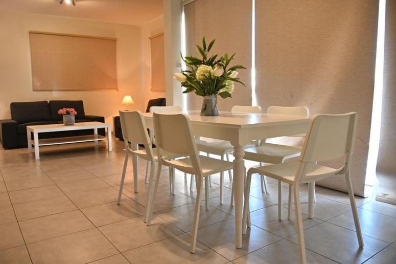 Edessis Beach House Limassol Exterior foto
